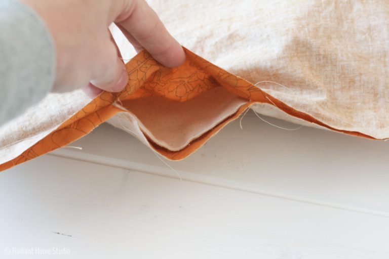 2 Ways to Add a Lining to a Tote Bag {Tote Bag Upgrade} Radiant Home