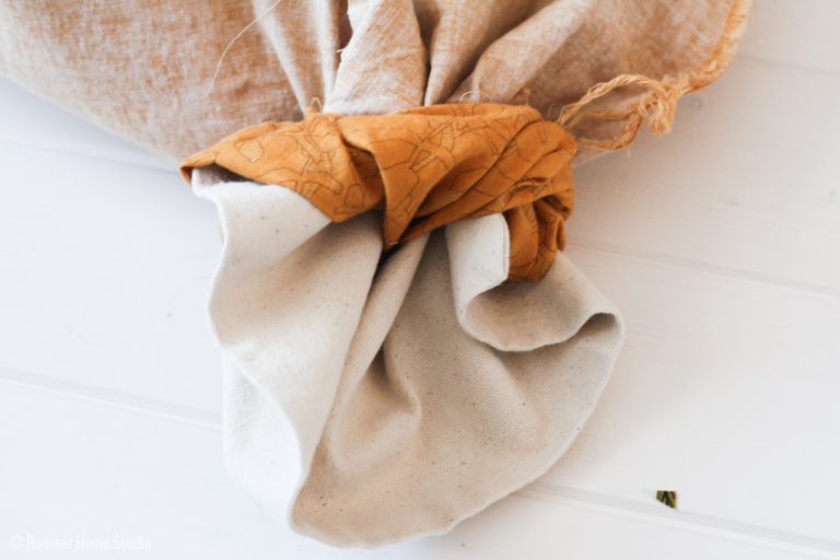 2 Ways to Add a Lining to a Tote Bag {Tote Bag Upgrade} Radiant Home